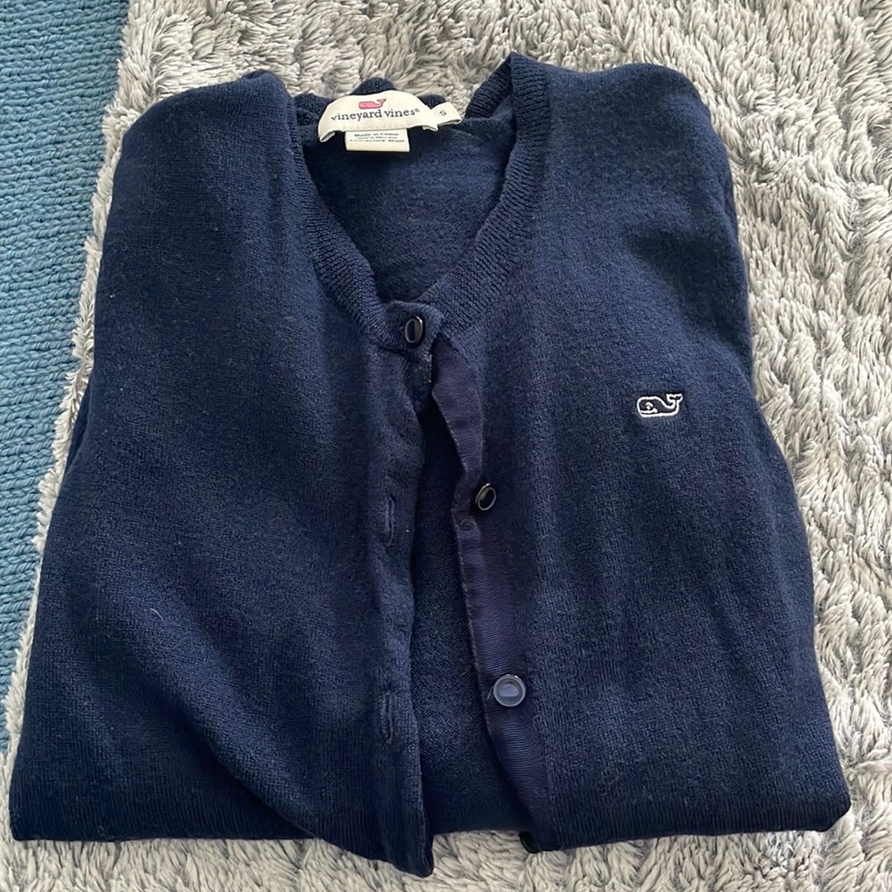 Long sleeve Small Vineyard vines sweater